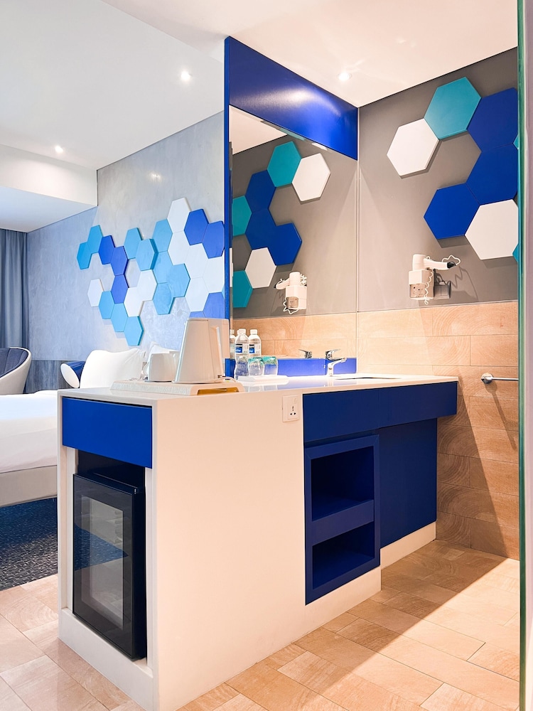 Ibis Styles Batam Nagoya 18/68