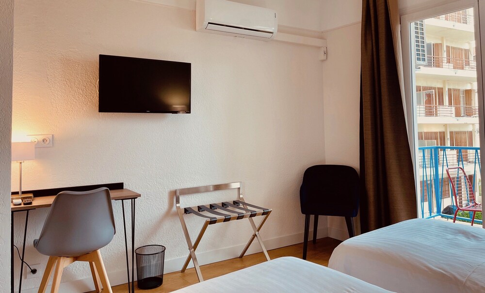 Hotel Courbet 28/60
