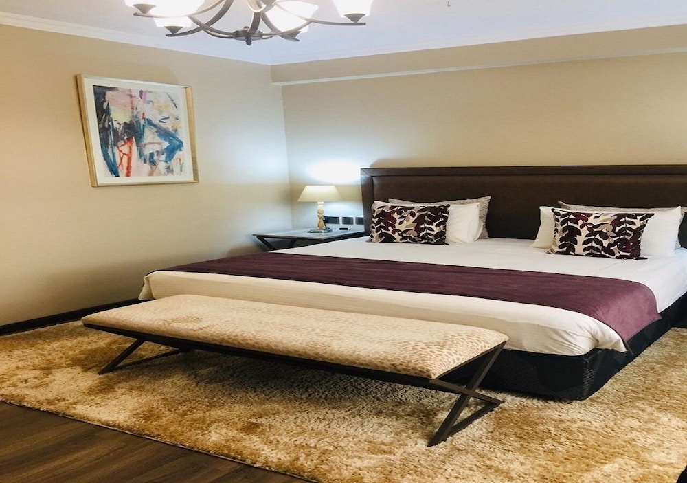 Fair Acres Boutique Hotel 10/71