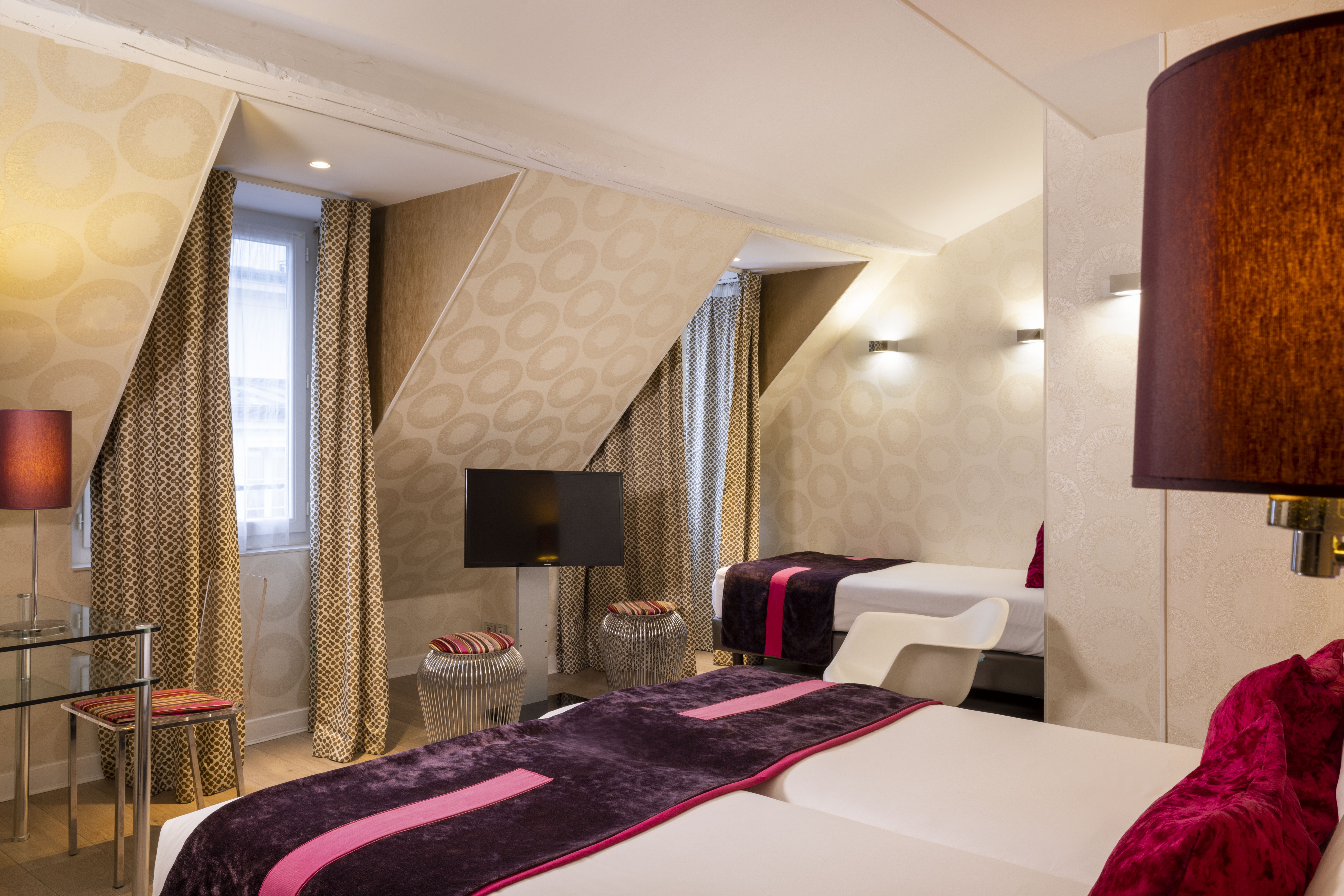 غرفة قياسية ثلاثية بسرير فردي، Atn Hotel 4/5