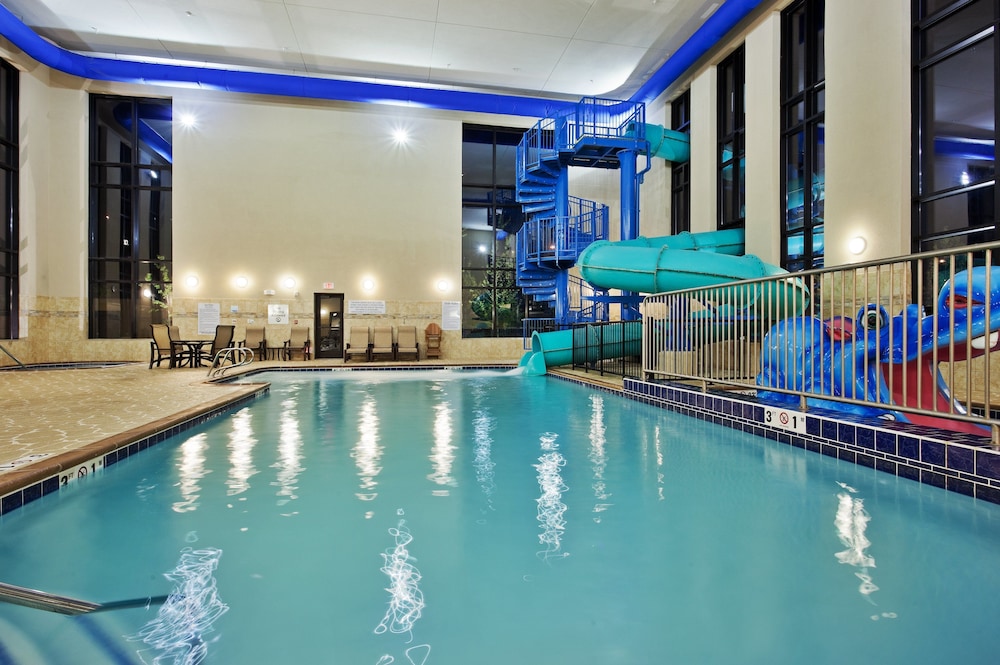 Holiday Inn Express Hotel and Suites Great Falls 1/47