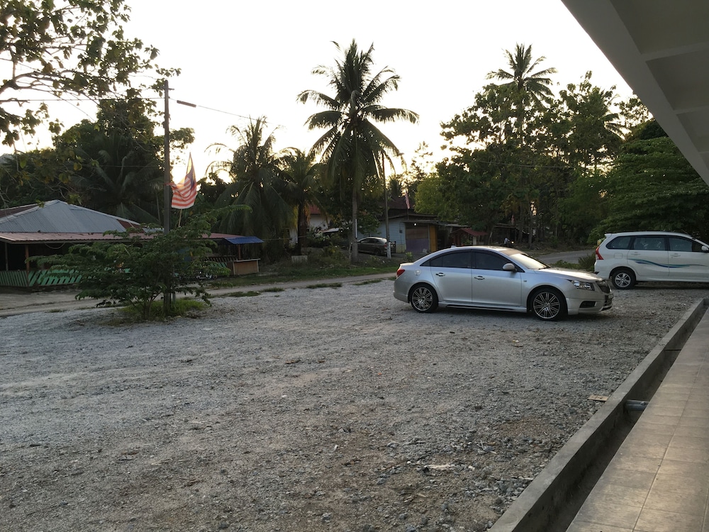 Lyaa Resthouse 24/26