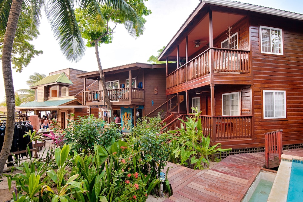 Blue Bahia Resort 4/43