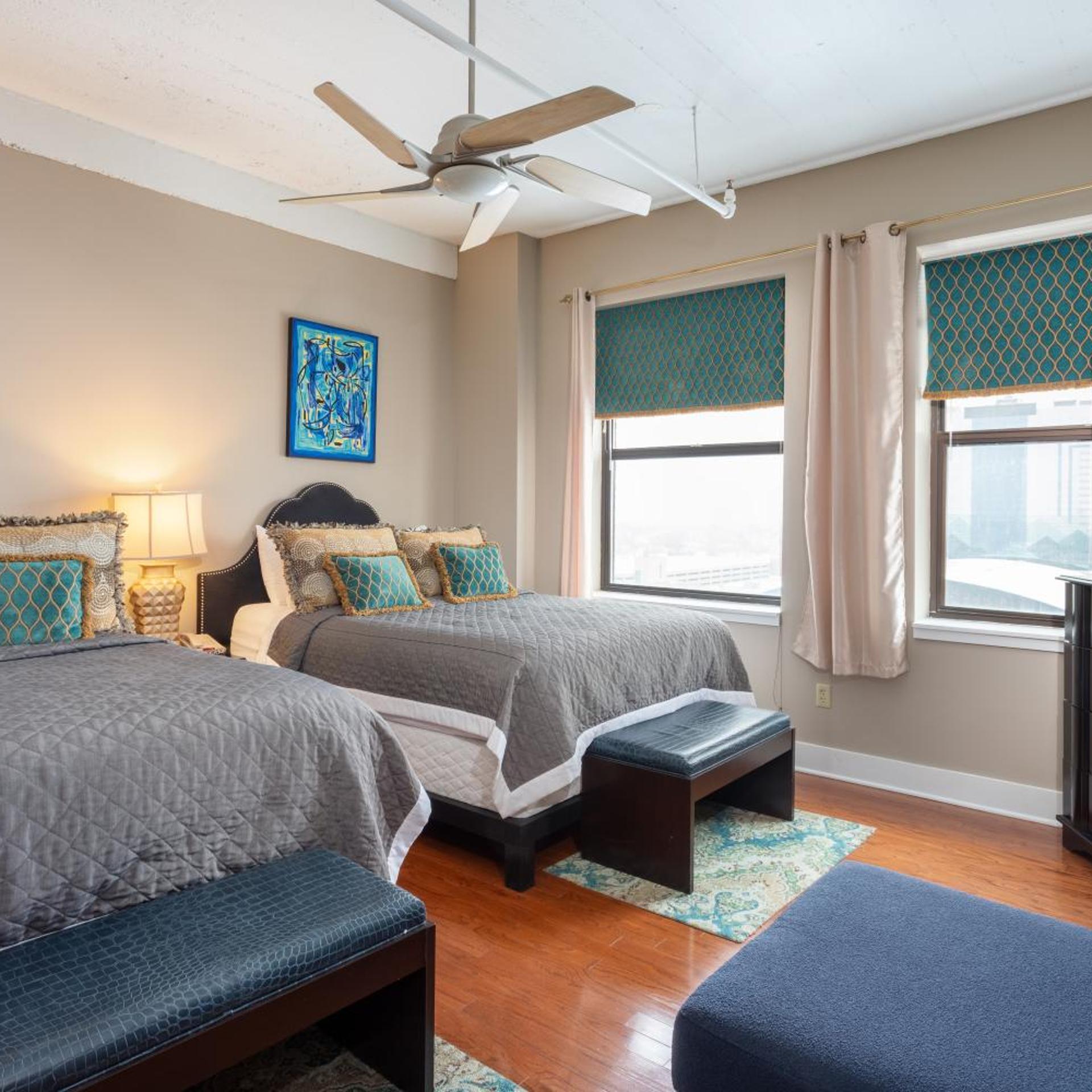 Efficiency, Suite, 2 King Beds, Jetted Tub