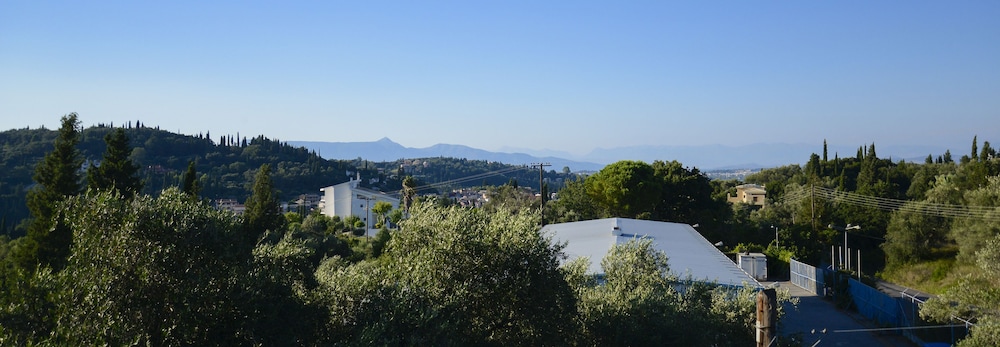 Corfu Room 16/26