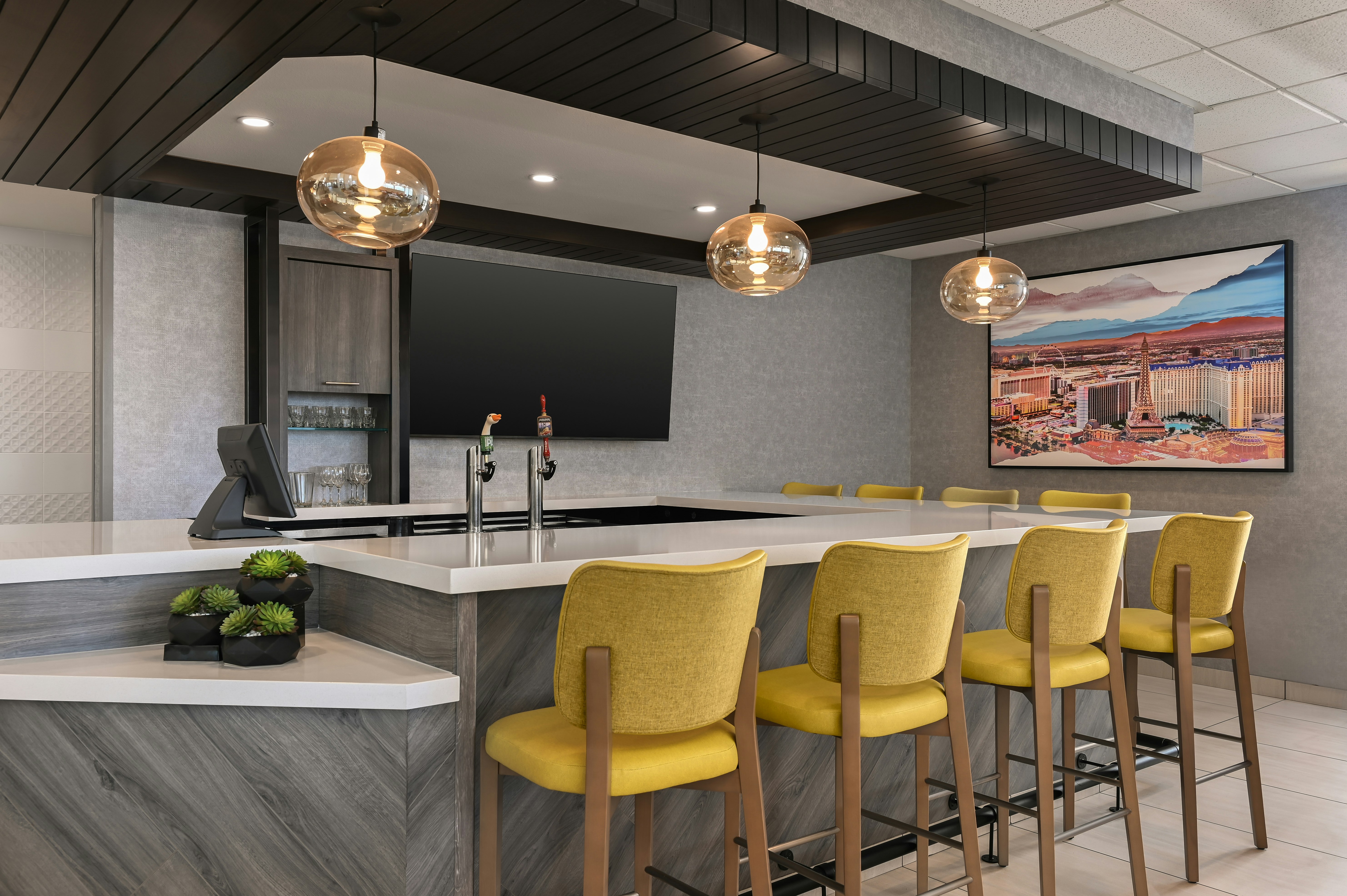 Hilton Garden Inn Las Vegas Strip South 27/47