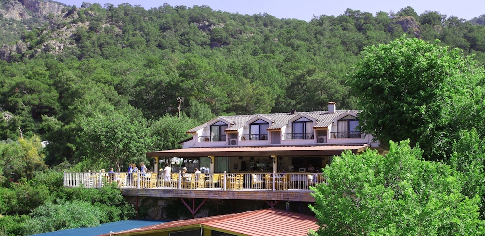 S3 Seahorse Beach Club & Hotel 41/50