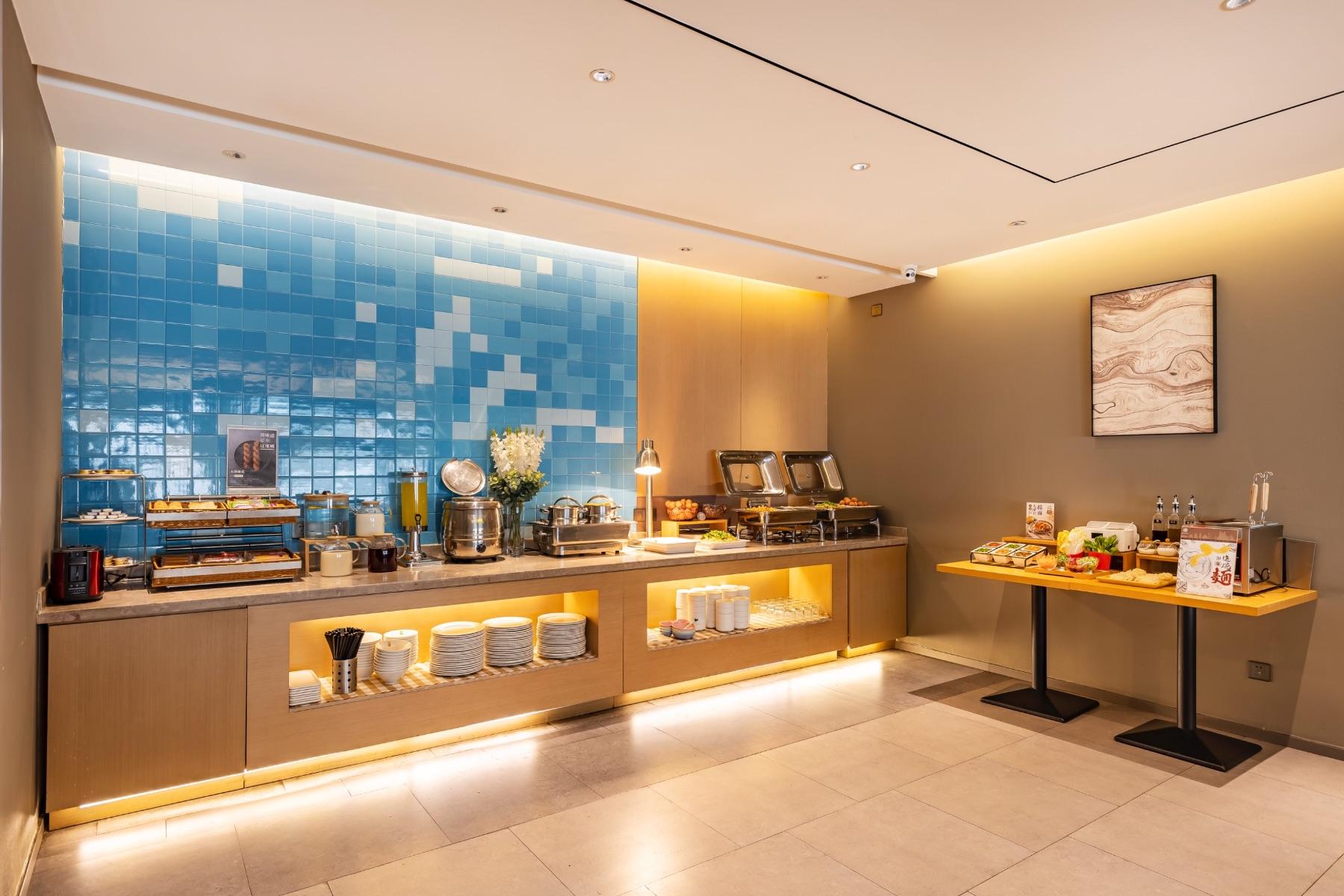 Home Inn (Tianjin Binhai New District MSD Customs Building) 28/34