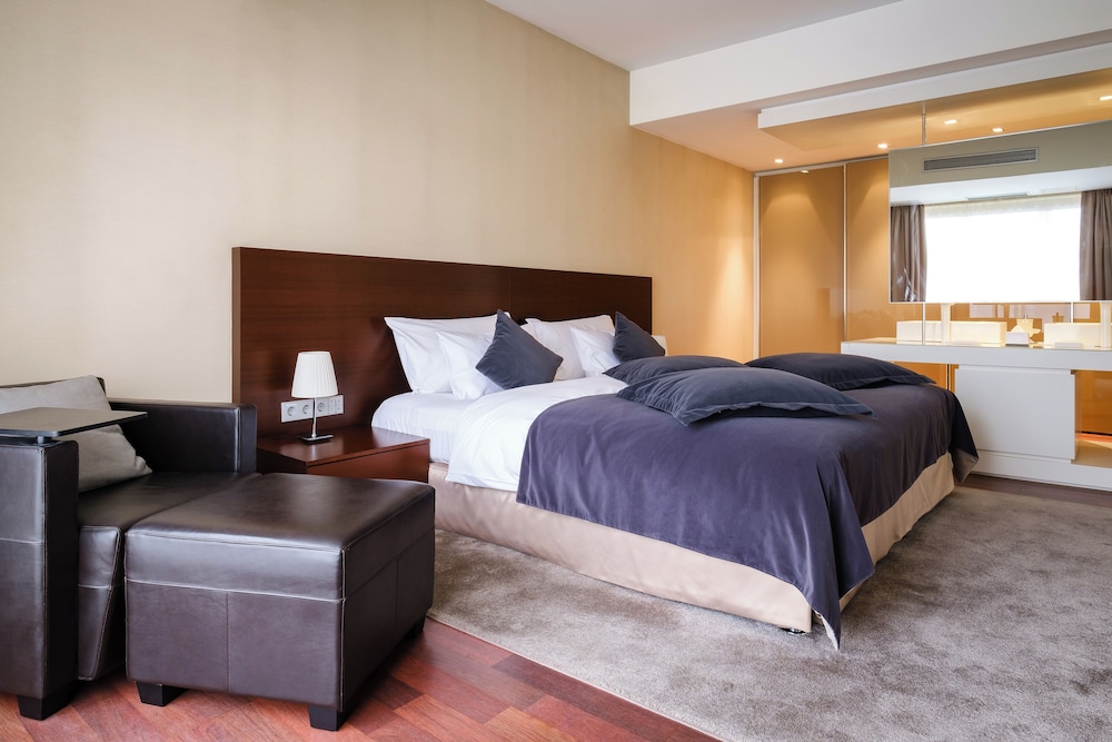Park Hotel Almaty 13/55