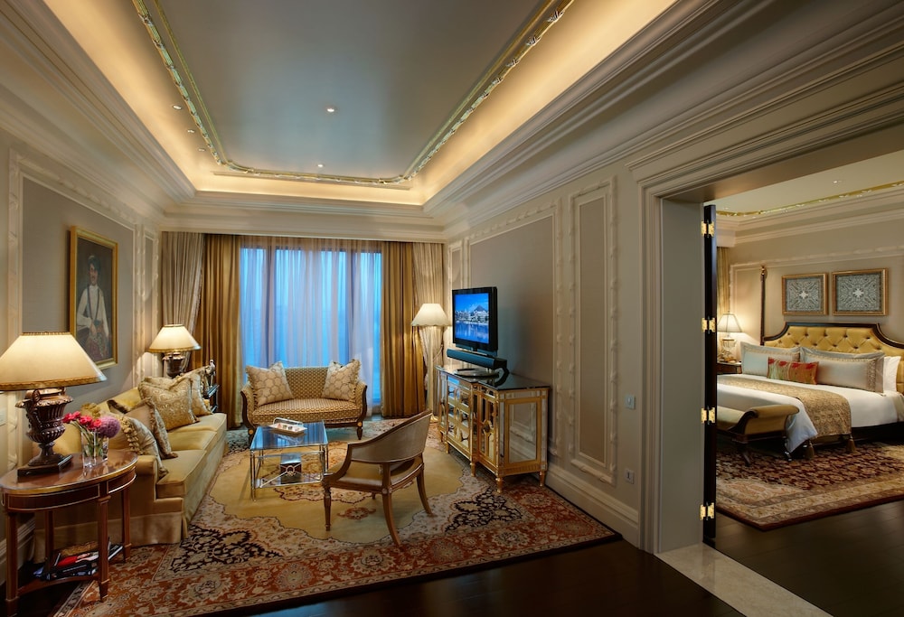The Leela Palace New Delhi 47/74