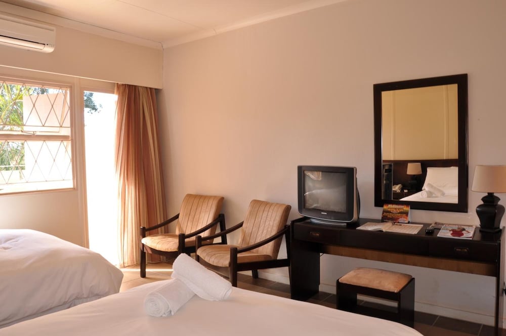 Happy Valley Hotel Ezulwini 30/40