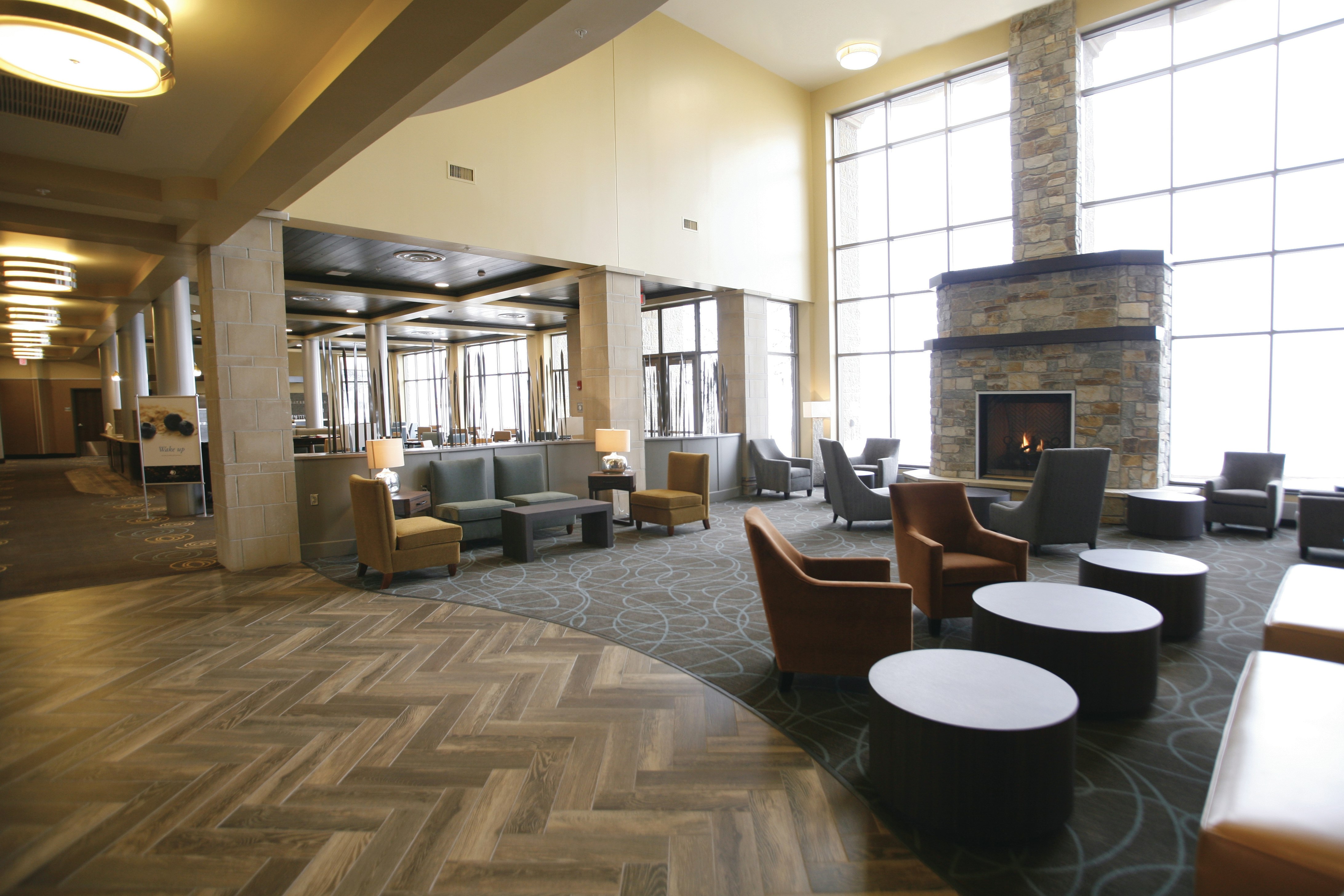 Doubletree By Hilton Hotel Bemidji 20/35
