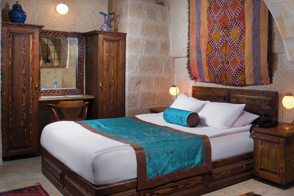 Cappa Via Cave Hotel 14/38
