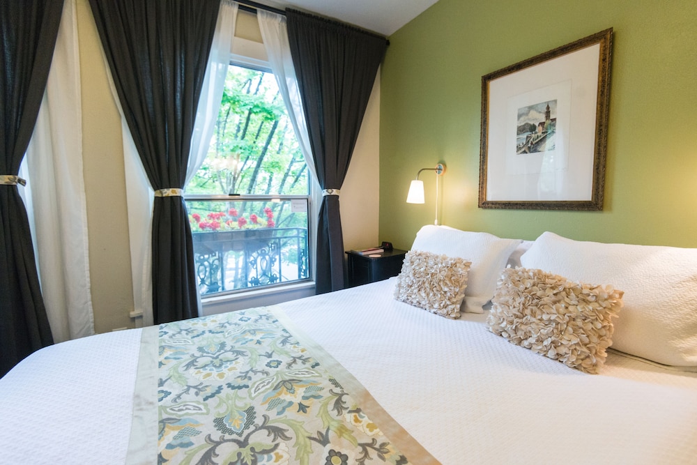 Camas Hotel 20/74