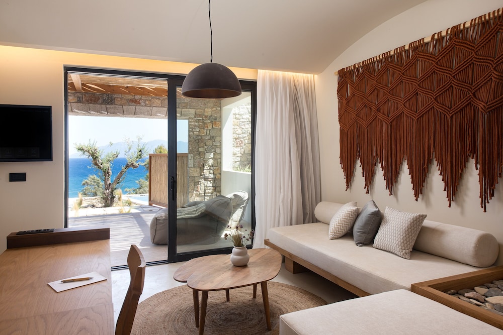 KOIA All Suite Wellbeing Resort 53/73
