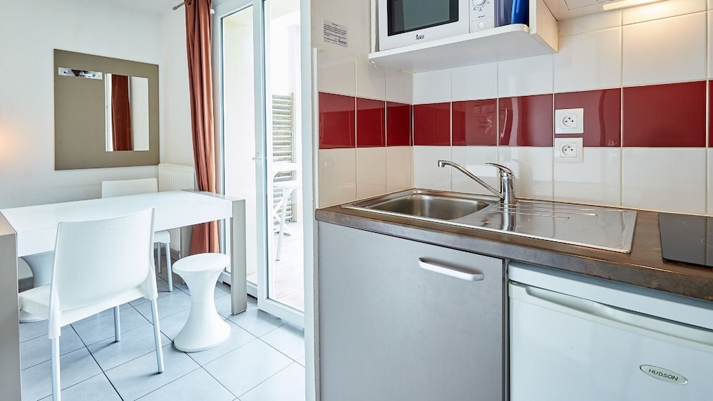Residence Le Domaine de la Corniche - Vacanceole 24/74
