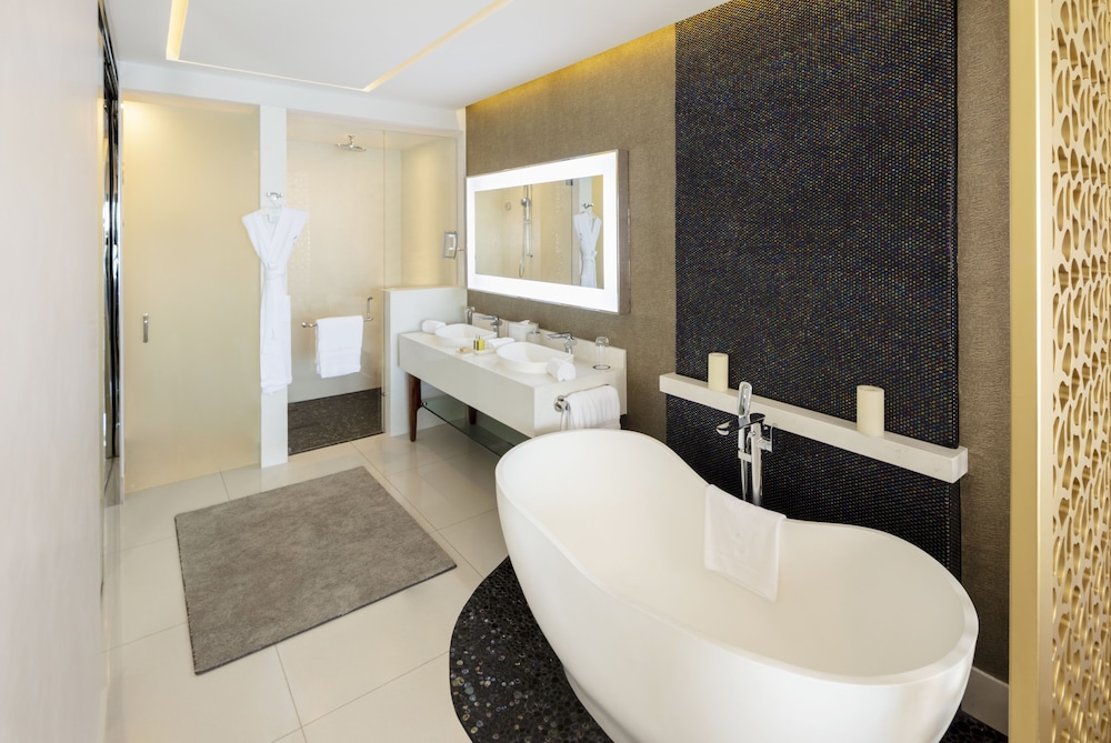 1 Bedroom, Suite, King Bed, Garza Blanca Resort Spa Los Cabos 6/7