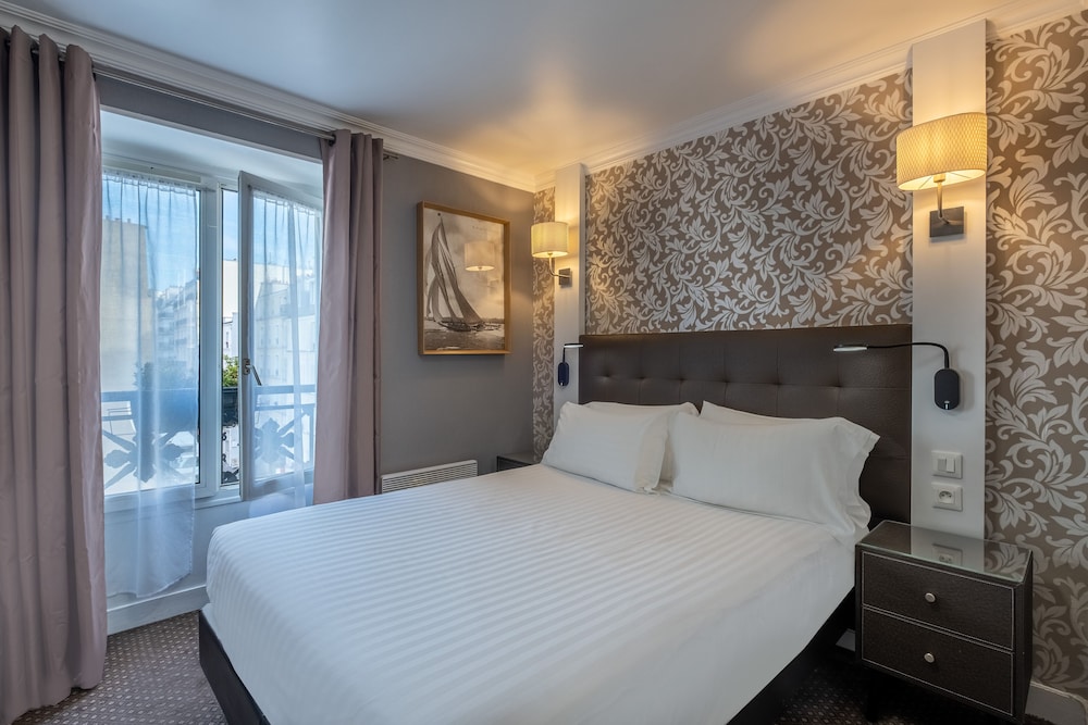 Marena Hotel 16/75