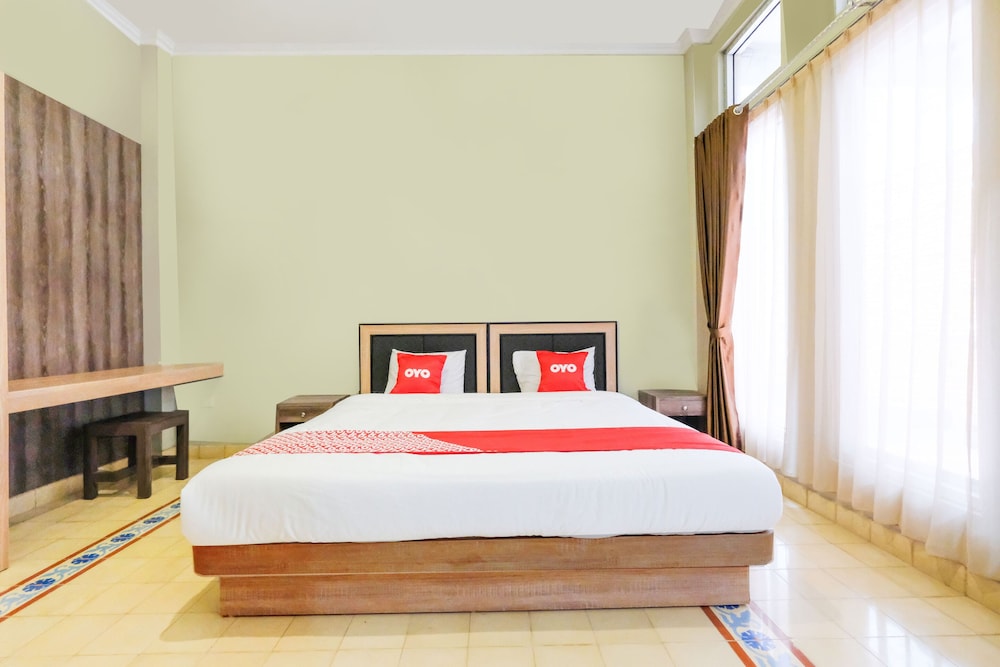 Super OYO Collection O 2383 Andongkoe 64 Salatiga 16/35