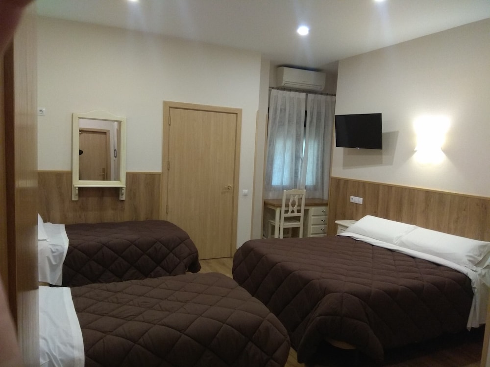 Hostal Toledo 21/50