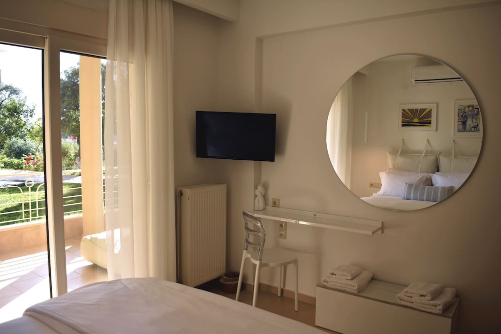 Gallery Suites Parga 34/46