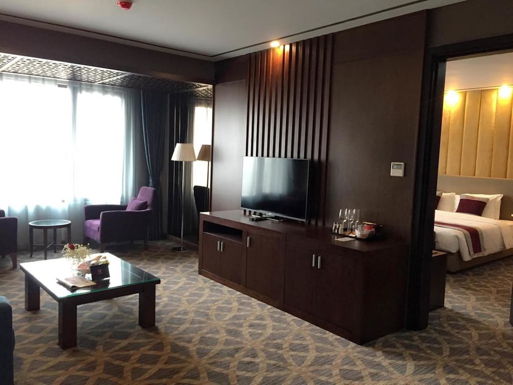 Le Indochina Hotel & Spa 15/66
