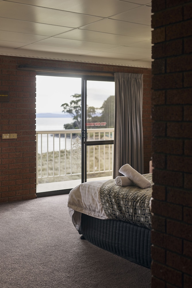 Swansea Waterloo Inn 20/50