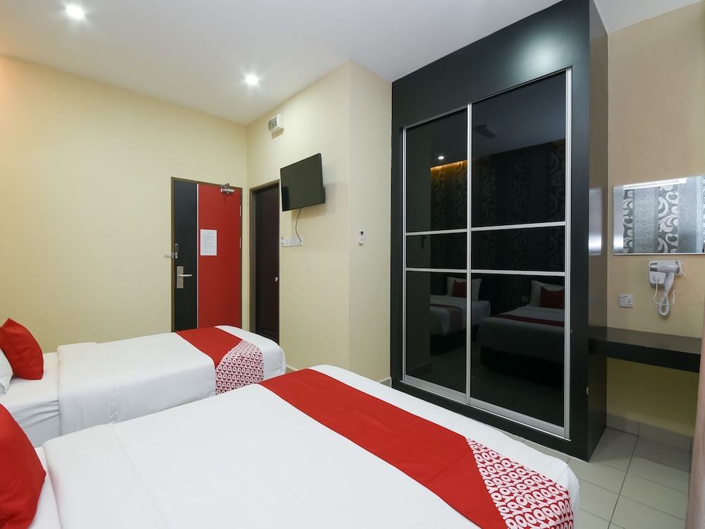 Hotel O Ys Inn 19/26