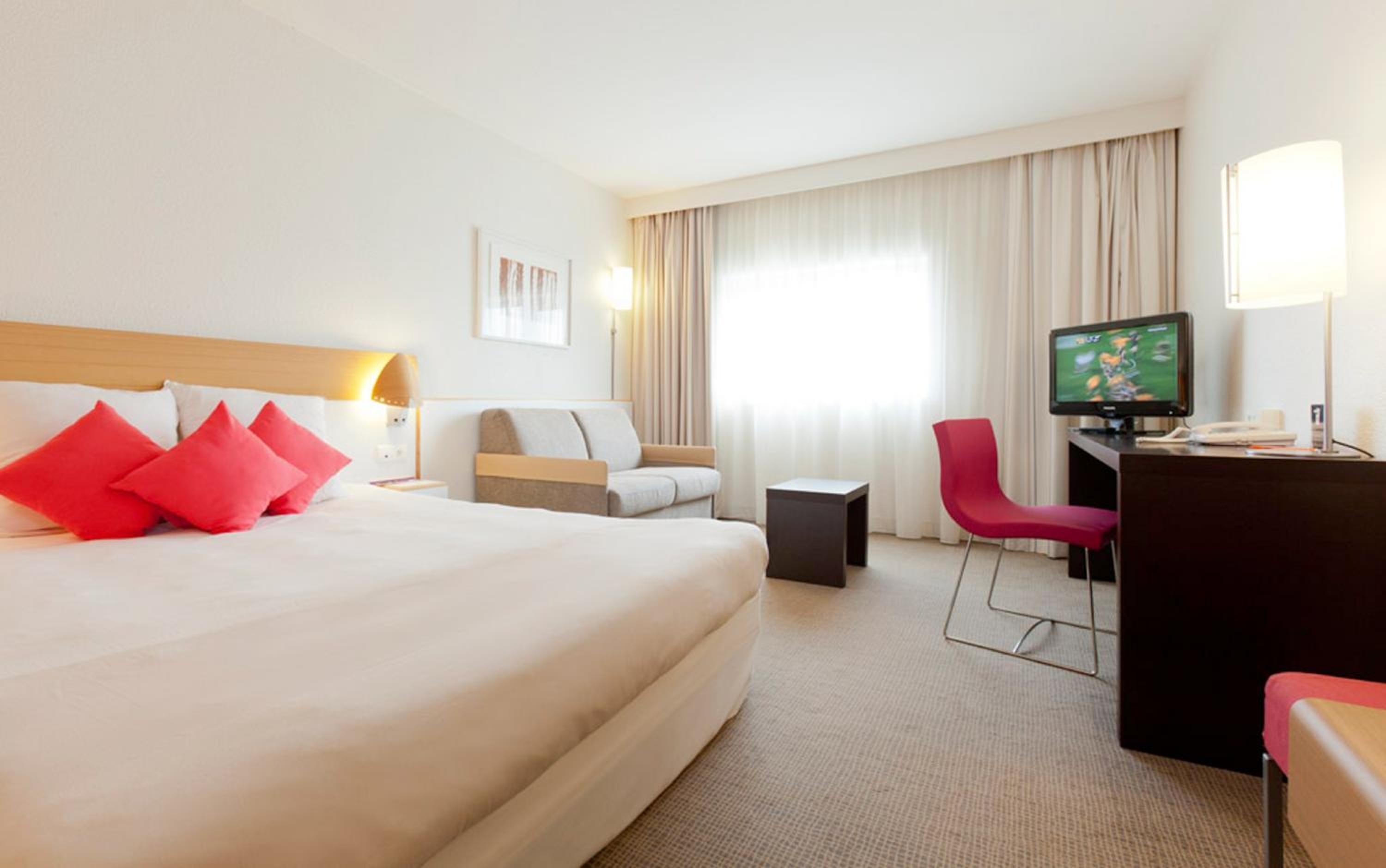 غرفة كلاسيكية عائلية مع أريكة، Novotel Paris Orly Rungis 2/10