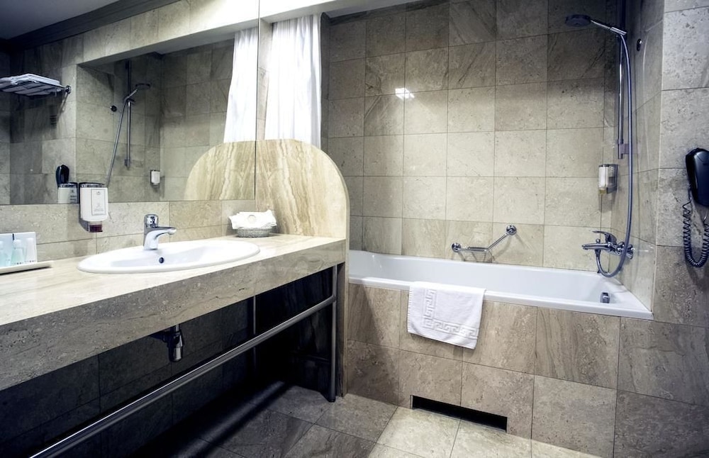 Kaunas Hotel 12/64