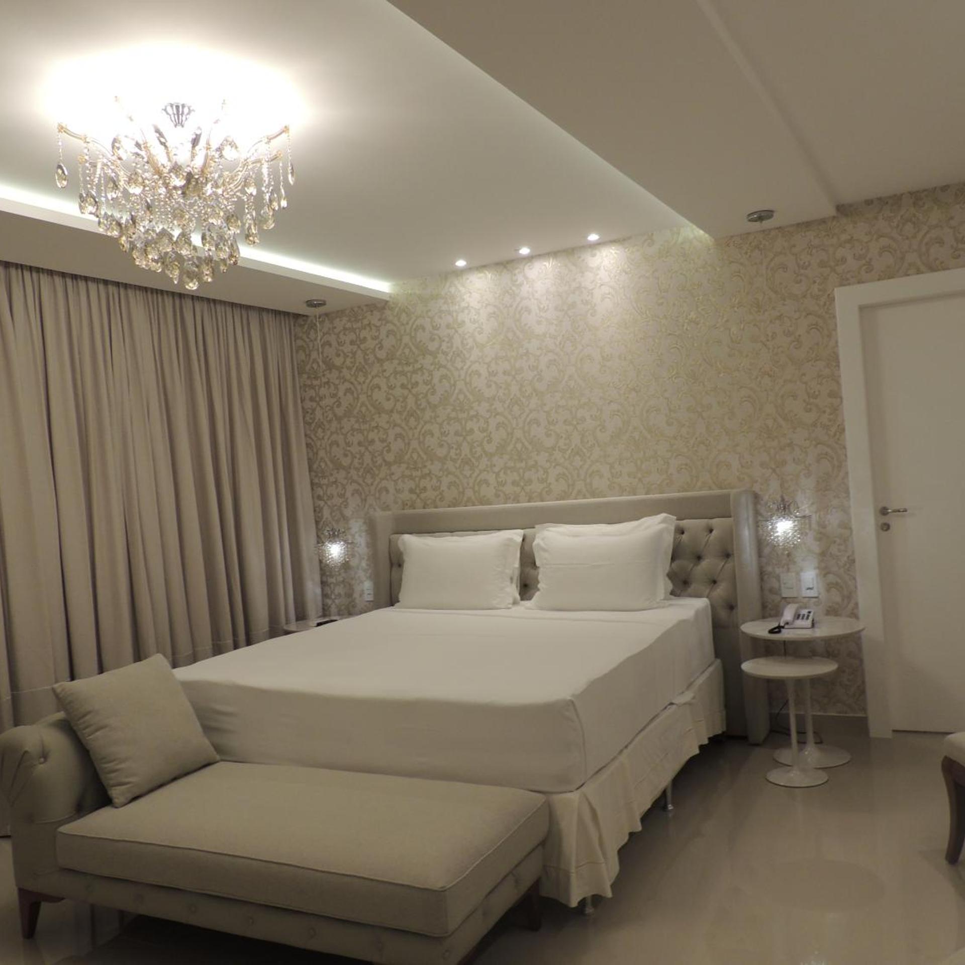Star Hotel 4/36