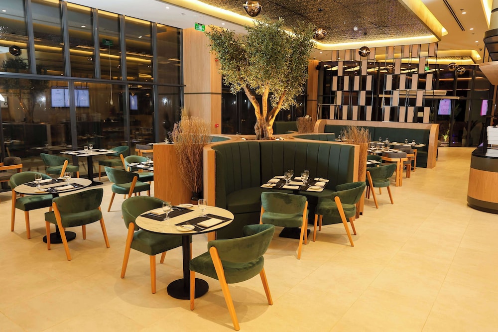 Park Inn by Radisson Muscat 35/50