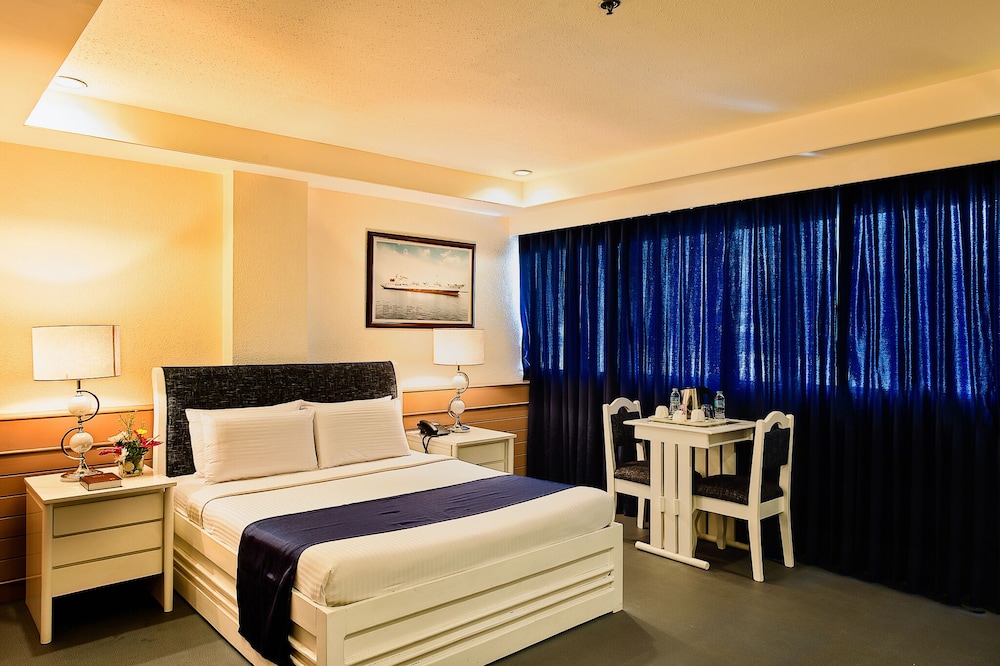 Anchor Hotel 14/42