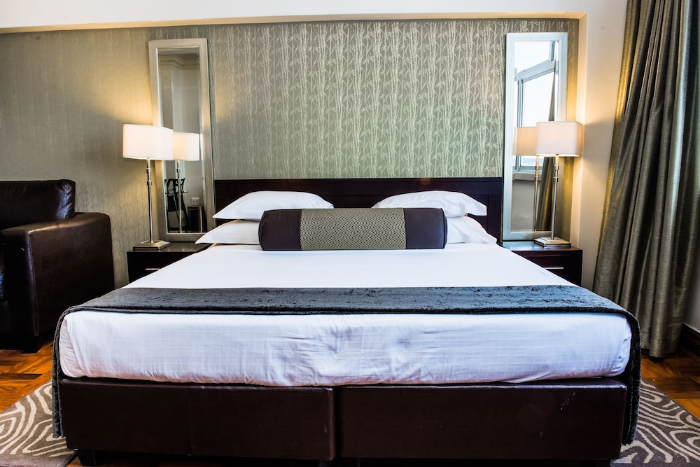 Belaire Suites 14/50
