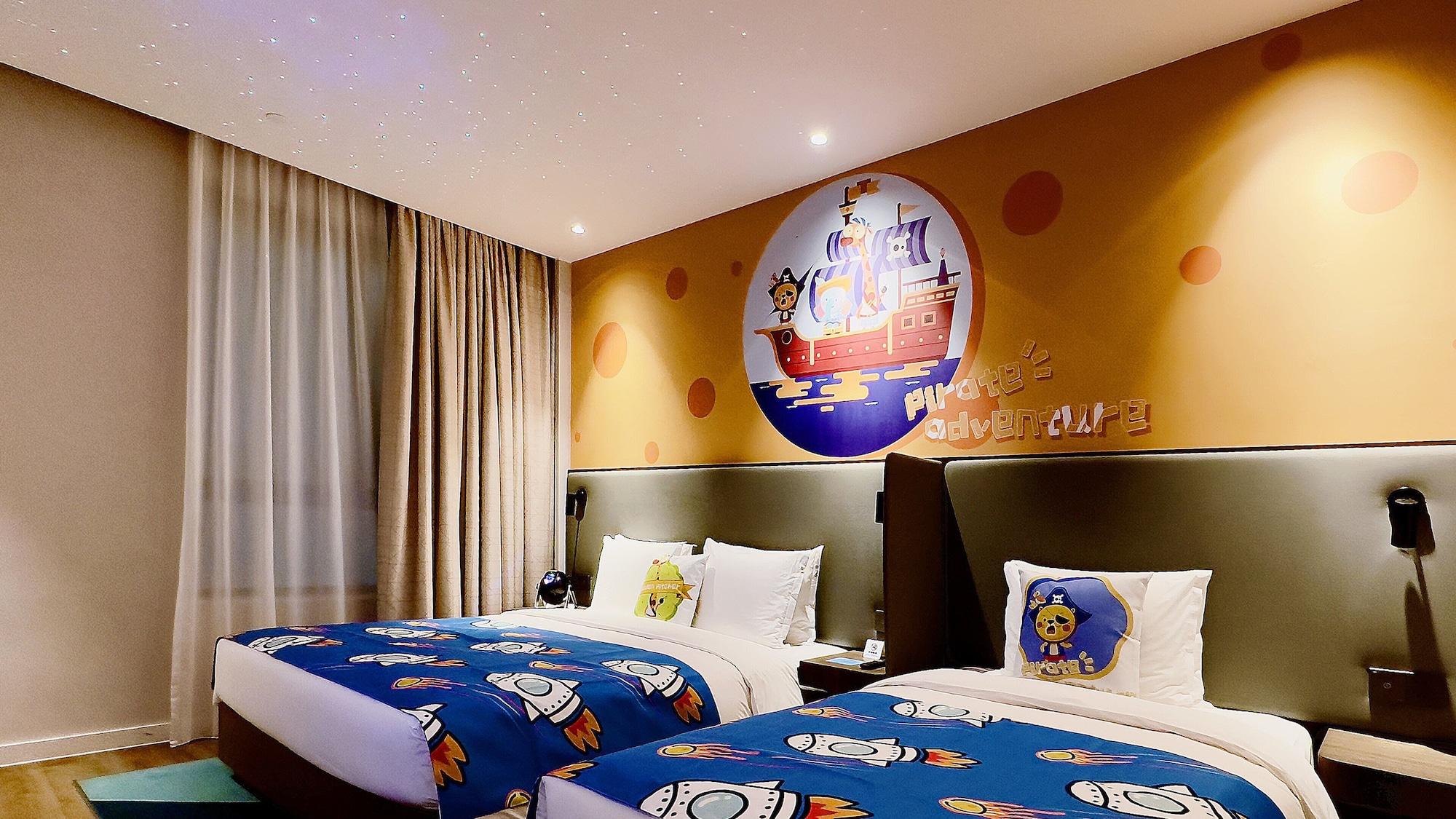 Kids Theme, Standard, Multiple Beds