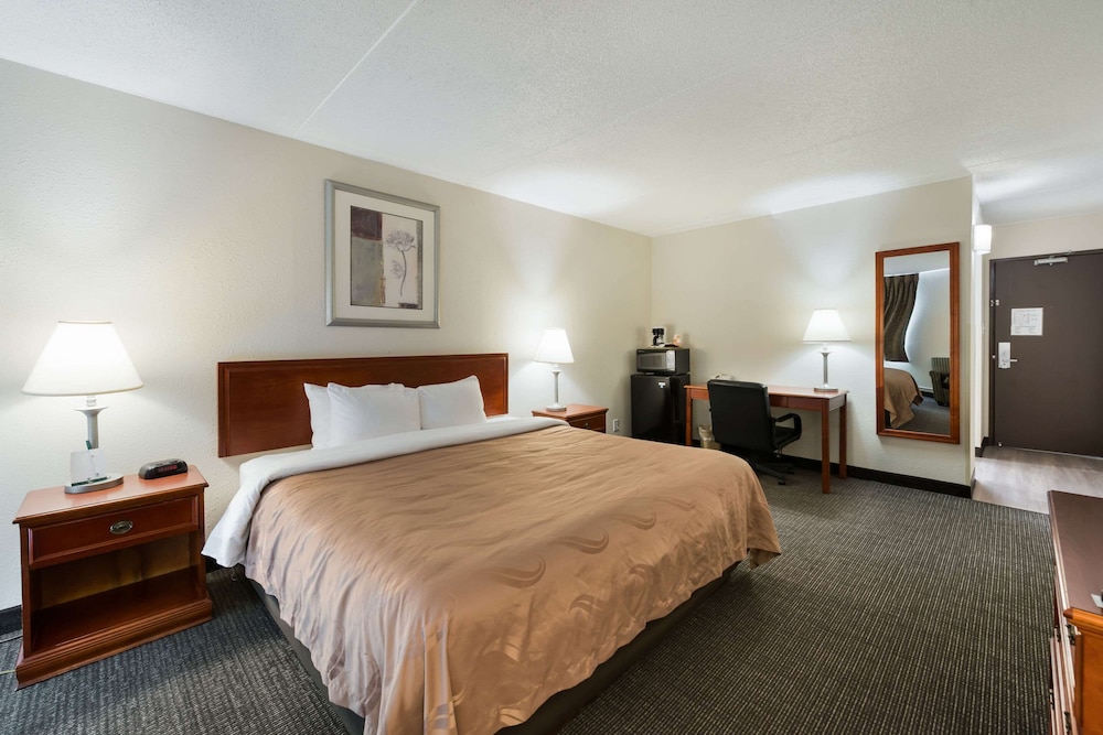 Quality Inn Bradley- Bourbonnais 14/33