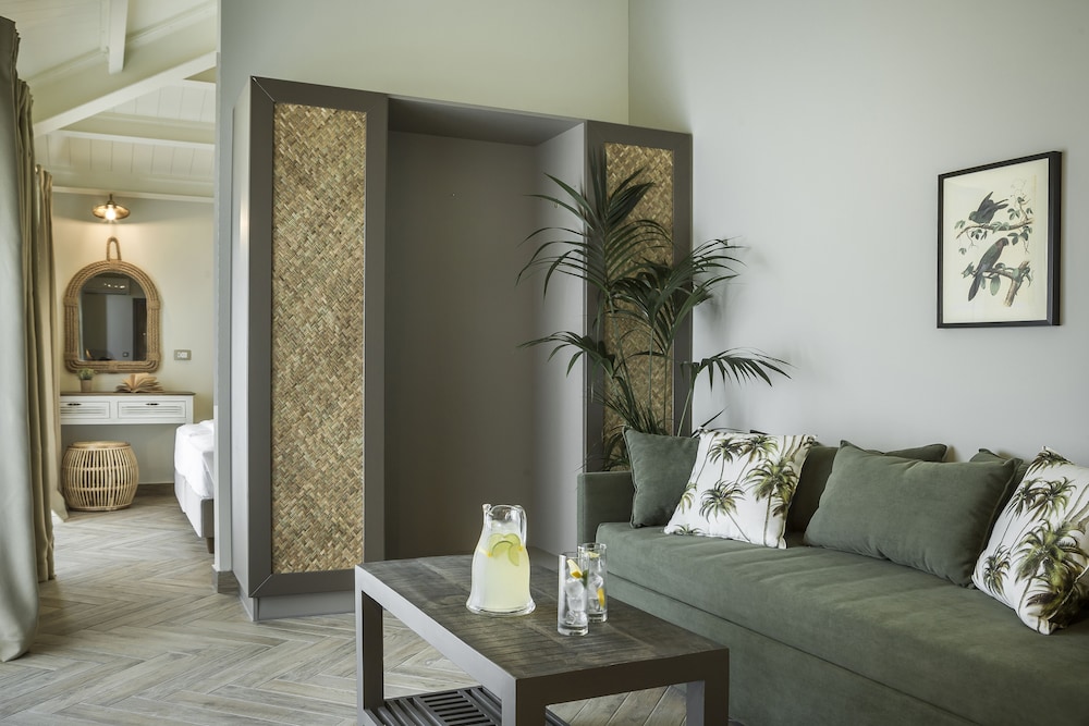 La Signora Hotel 28/50
