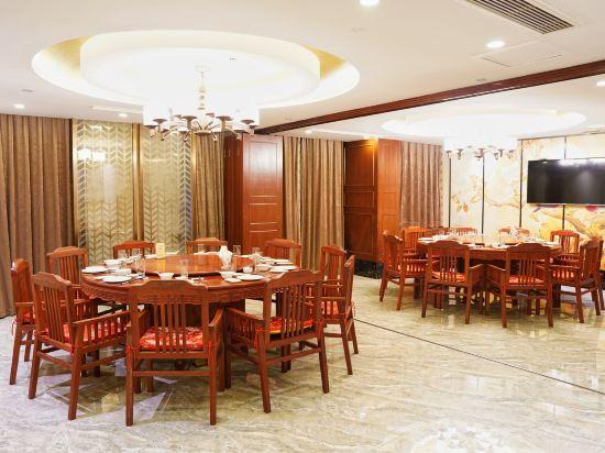 Ningde Golden Gulf International Hotel 35/50