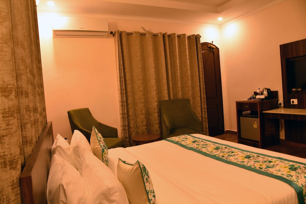 Mastiff Hotel Palampur 22/56