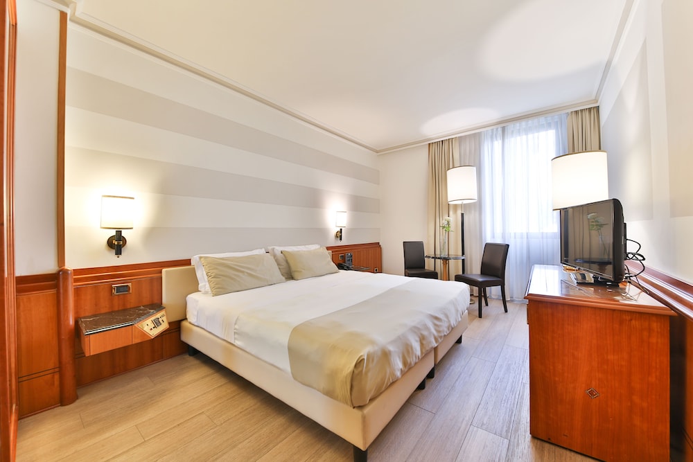 Hotel Leon d Oro 27/79