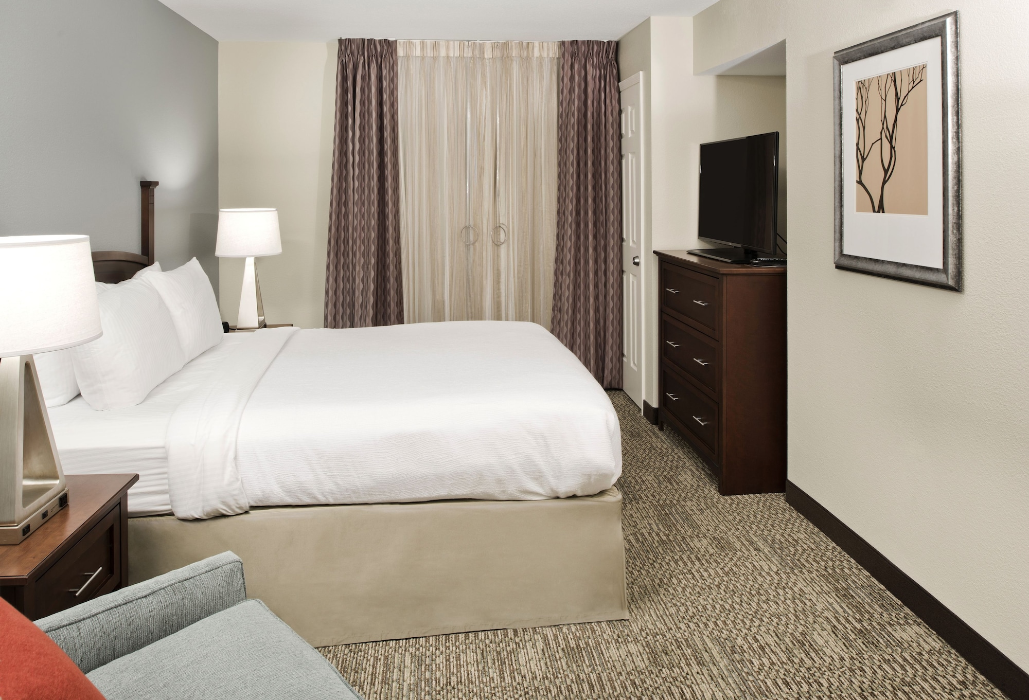 1 BEDROOM, SUITE, KITCHEN, ACCESSIBLE