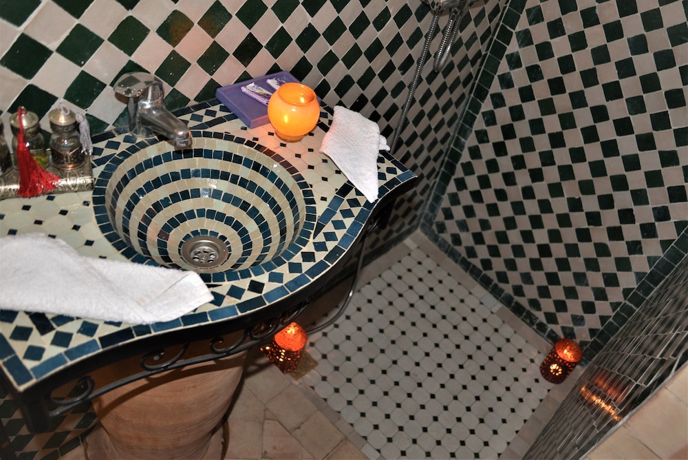 Riad Khabia photo3