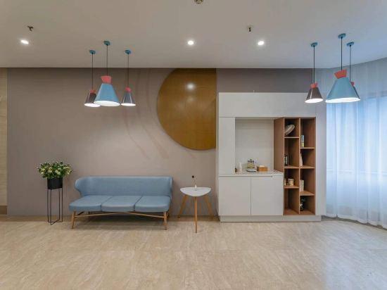 Home Inn Ningbo Tianyi Plaza Center 18/51