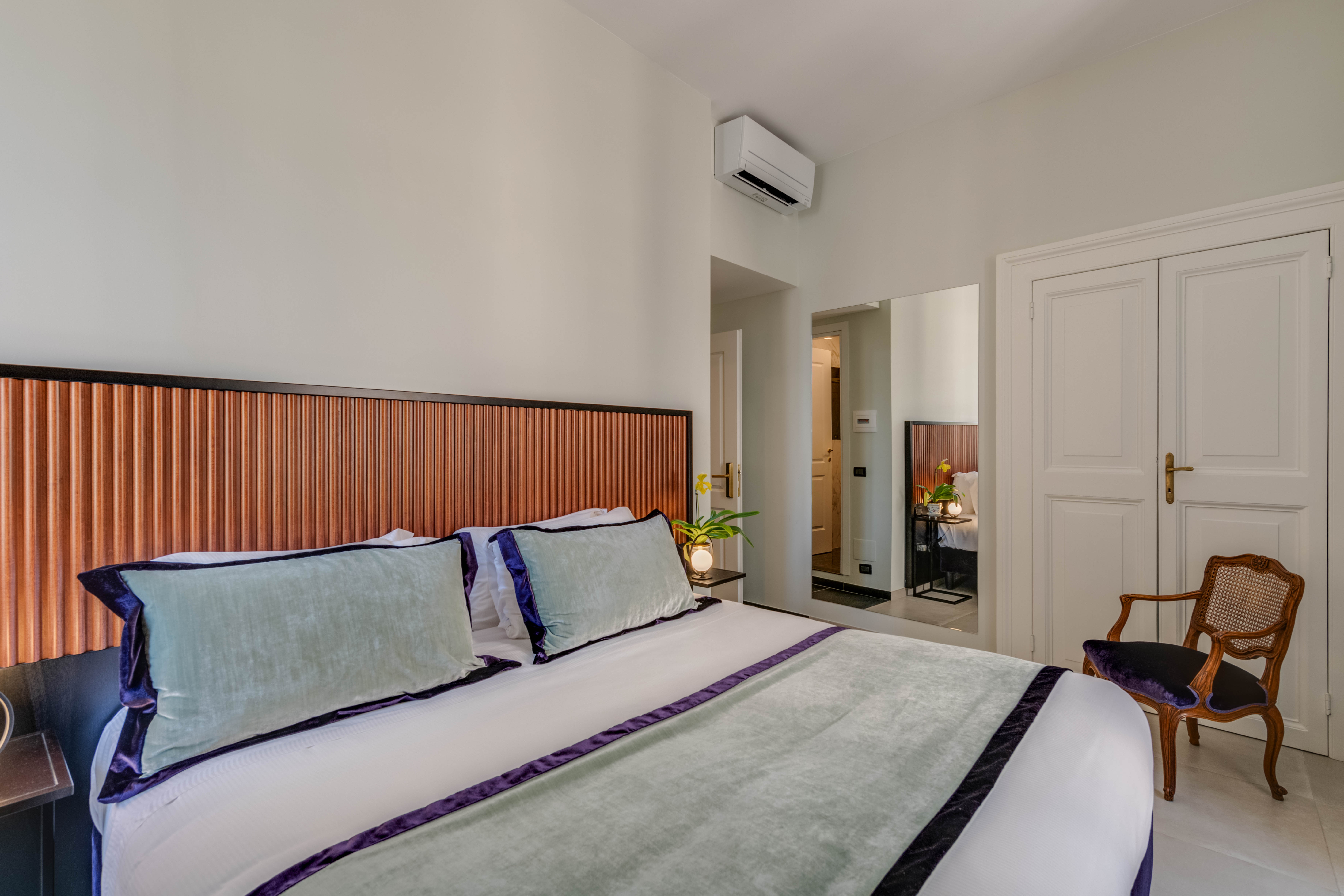 ROOM, DOUBLE BED, ANNEX