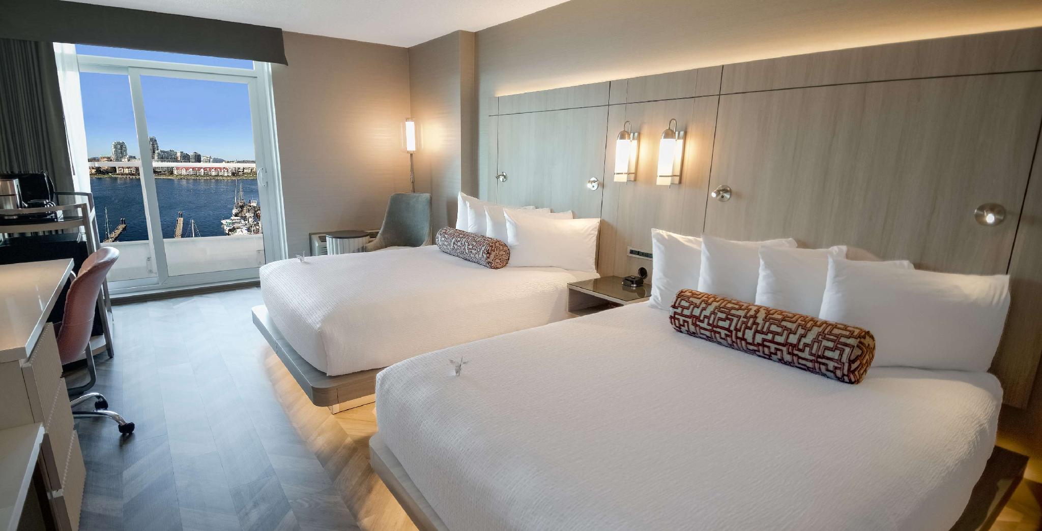 Coast, 2 Queen Beds, Ocean View