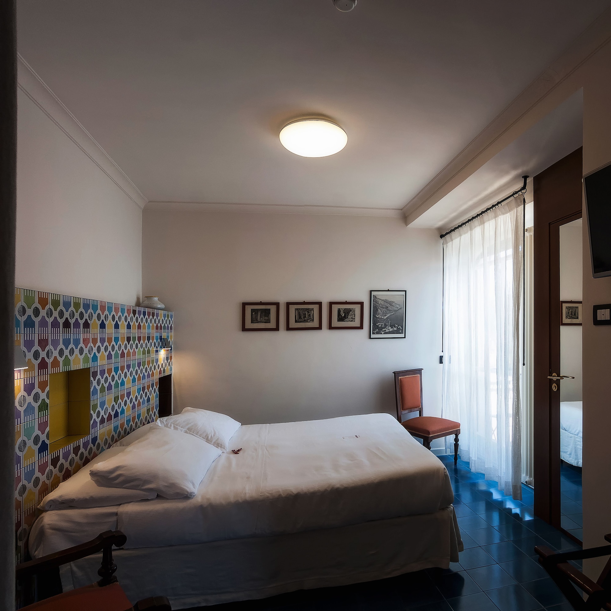 ROOM, DOUBLE OR TWIN BED, SEA VIEW