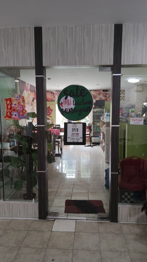 Apartment Queen Victoria Batam photo3