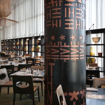 Crown Metropol Melbourne 15/18