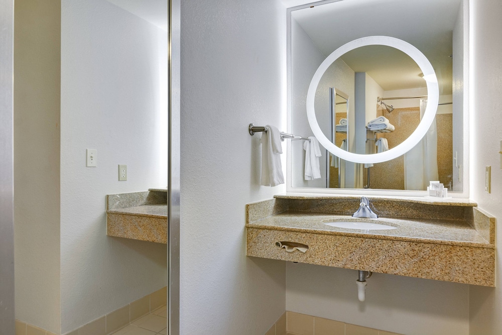 Springhill Suites Shreveport-Bossier City/Louisiana Downs 50/55