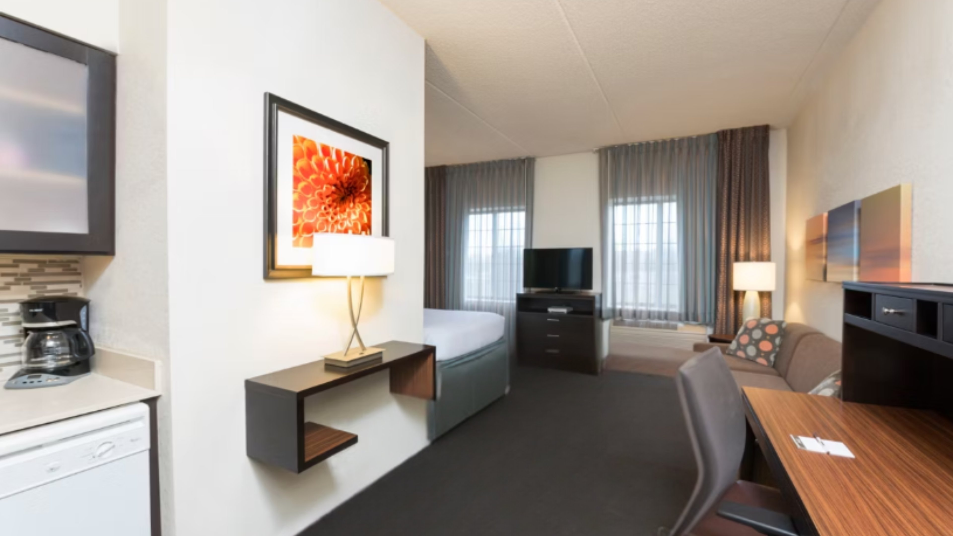 Staybridge Suites Chicago Oakbrook Terrace 41/64